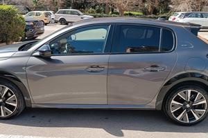 Peugeot 208 GT   130 Cv.