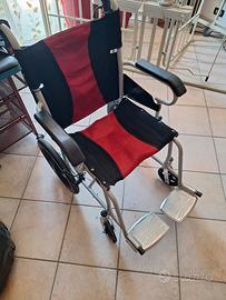 sedia a rotelle per invalidi
