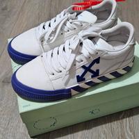 scarpe off white bianche e viola