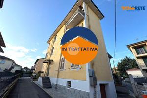 4 LOCALI A LA SPEZIA