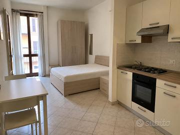 POMEZIA CENTRO- MONOLOCALE CON BALCONE