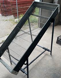 Defogliatore per olive a caduta defogliatrice