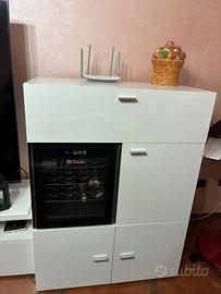 Soggiorno con cantina