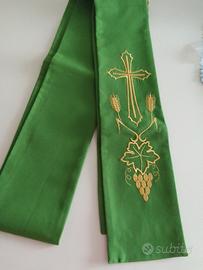 Stola diaconale verde con ricamo oro