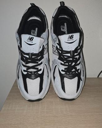 scarpe ginnastica