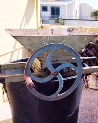 Pigiatrice macinauva vintage funzionante 