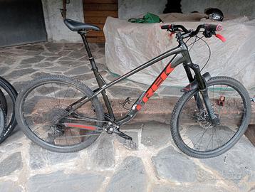 Front TRECK ROSCOE 29 + set copertoni