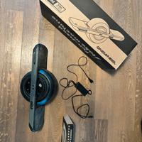 Onewheel. Completo e perfettamente funzionante.