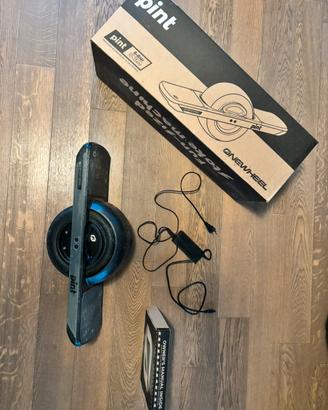 Onewheel. Completo e perfettamente funzionante.