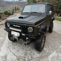 Suzuki Samurai 