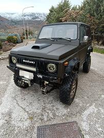 Suzuki Samurai 