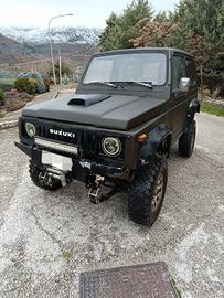 Suzuki Samurai 