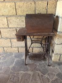 SINGER Antica macchina da cucire