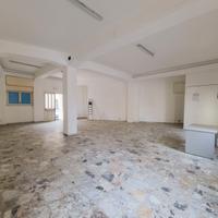 Sbarre Inferiori - Via Gebbione locale commerciale