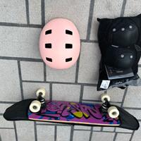 SKATEBOARD COMPLETO & SET PROTEZIONI e casco