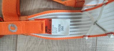 Imbrago Petzl Altitude (per ghiacciaio)