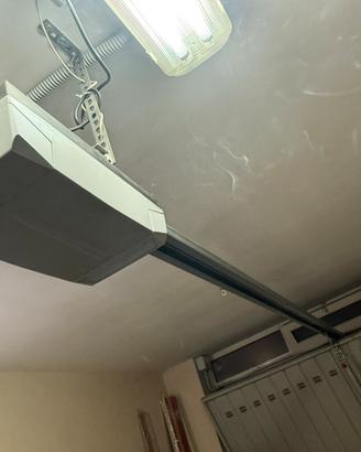 Motore elettrico per basculante