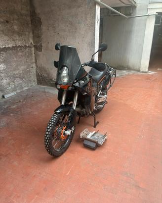 Smembro ktm 950 adventure 2004