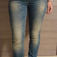 Jeans da donna marchio Benetton taglia 26