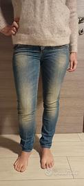 Jeans da donna marchio Benetton taglia 26