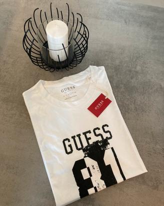 T-shirt Guess