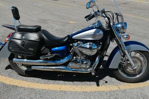 Honda Shadow VT750 C - 2011 | Solo 12.034 km