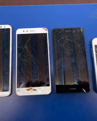 Pezzi Ricambio Telefoni Cellulari N.4 Cellulari