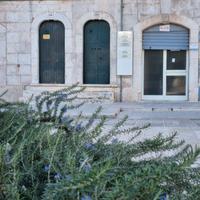 Ampio trilocale uso studio in pieno centro