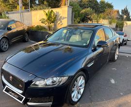 Jaguar XF 2.0 AWD 180 CV