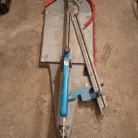 taglia piastrelle montolit masterpiuma 2