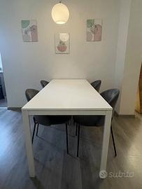 Tavolo ikea bianco