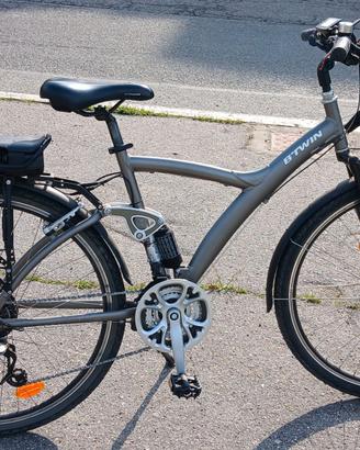 Bicicletta elettrica btwim 700