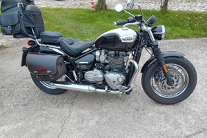 Moto Triumph Speed master bonville