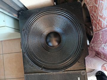 subwoofer RCF