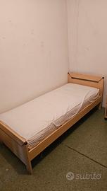 cameretta con armadio 