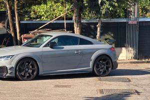 AUDI TTRS ICONIC EDITION