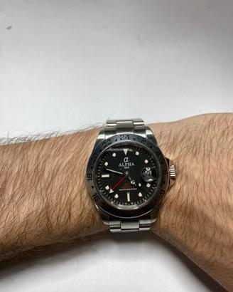 Orologio Alpha 1993 Explorer 2 homage zaffiro