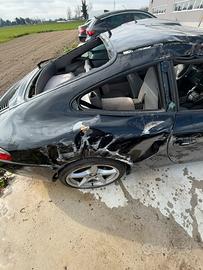 Porsche 996 incidentato