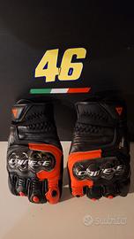 guanti moto Dainese carbon 4 corti in pelle.