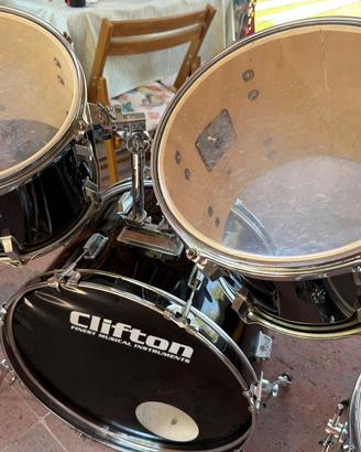 Vendi batteria acustica 22”