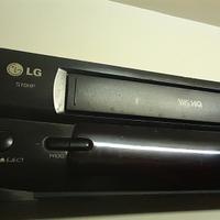 LETTORE VHS VIDEOREGISTRATORE TRACKINGAUTOMATICO  