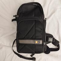 zaino monospalla per fotografia, case logic