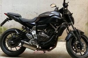 YAMAHA MT 07