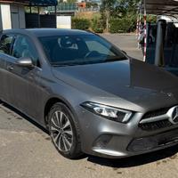 Mercedes A250e plugin hybrid - benzina/elettrico