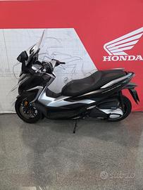 Honda Forza 350