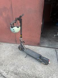 Monopattino  Segway Ninebot Max G2