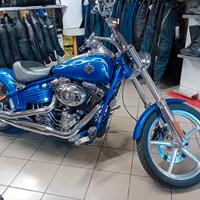 Harley-Davidson Softail Rocker C - 2009 permuta