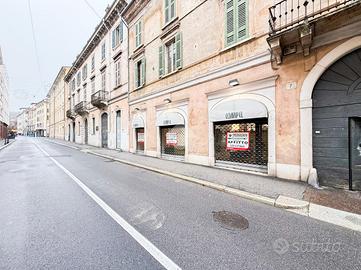 NEGOZIO A BRESCIA