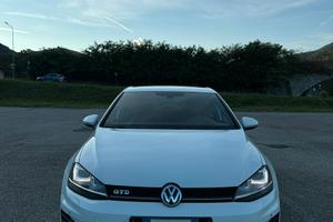 Volkswagen Golf GTD 2.0 TDI 184cv