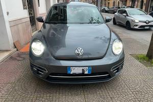 Volkswagen Maggiolino 2.0 TDI H.line 2017